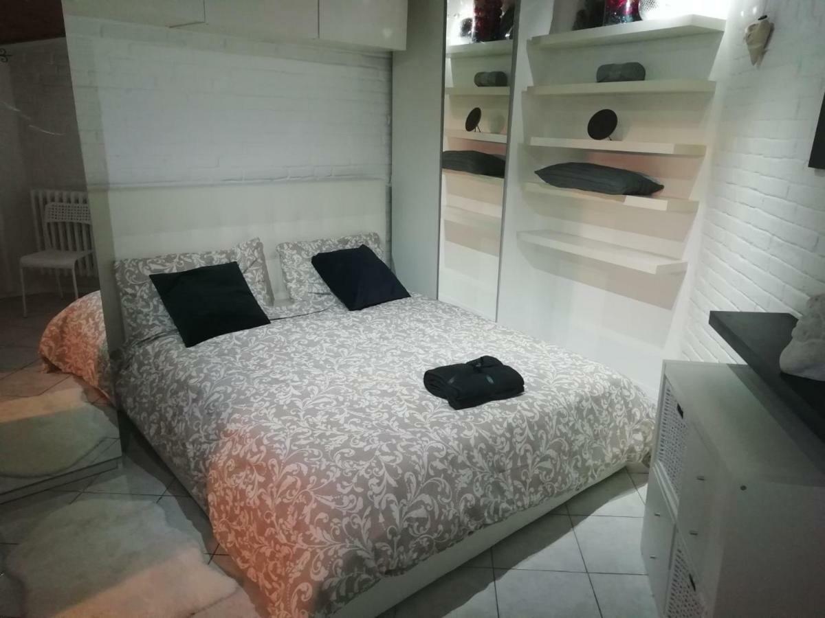 Sweet Apartment Suite Castelmerlo Bologna Exterior foto